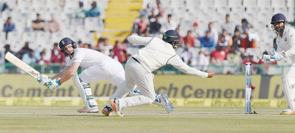 भारत इंग्लैंड तीसरे क्रिकेट टेस्ट मैच के पहले दिन इंग्लैंड ने बनाए आठ विकेट पर 268 रन 