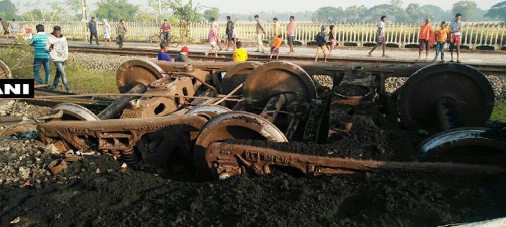 वास्को डि गामा एक्सप्रेस के बाद ओडिशा में मालगाड़ी के 14 डिब्बे पटरी से उतरे  