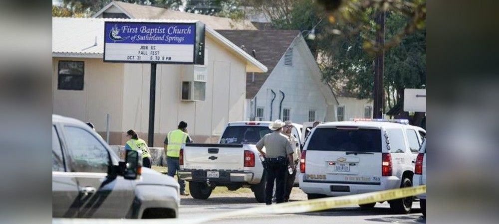 अमेरिका के चर्च में फायरिंग: हमलावर ने प्रार्थना के दौरान बरसाईं गोलियां, 27 की मौत