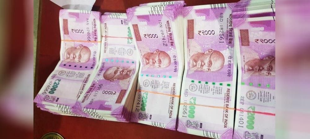 कर्नाटक में 93 लाख रुपए के नए नोट बरामद, ईडी ने सात बिचौलियों को किया गिरफ्तार