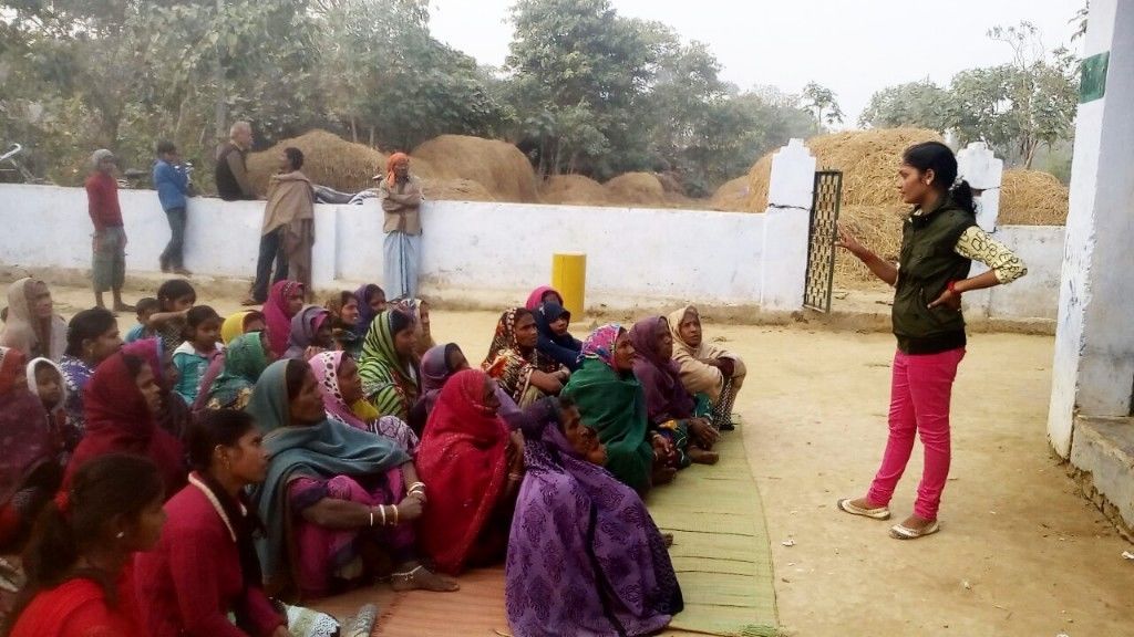 #स्वयंफेस्टिवल: महिला किसानों ने जाना, कैसे तैयार करें प्याज की नर्सरी