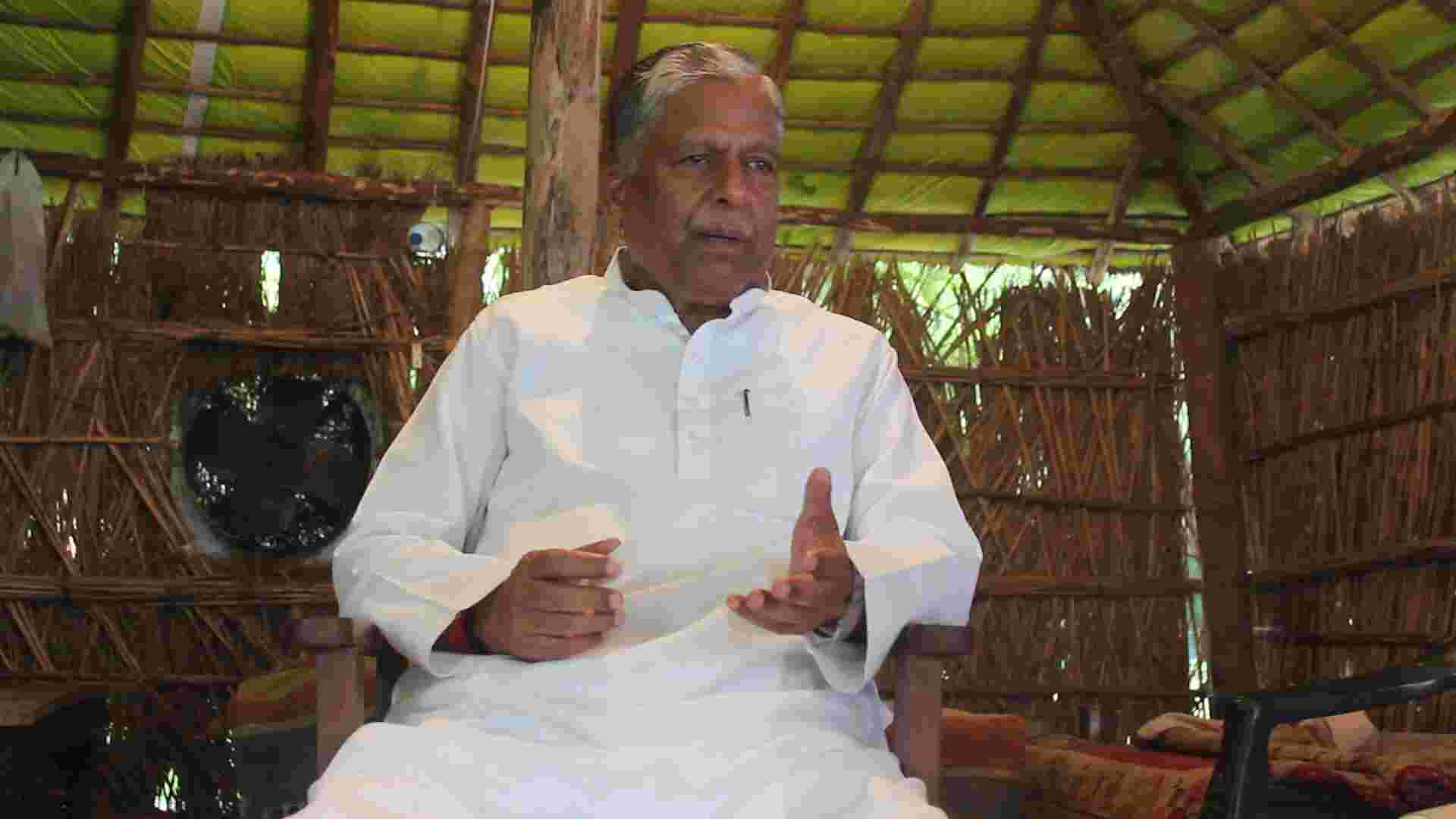 यूपी : MLC के पद छोड़ने का सिलसिला जारी, अशोक बाजपेई ने सपा भी छोड़ी