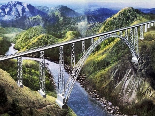 एफिल टॉवर से भी 35 मीटर ऊंचा होगा चेनाब नदी पर बनने वाले रेल पुल का 60 फीसदी काम पूरा 