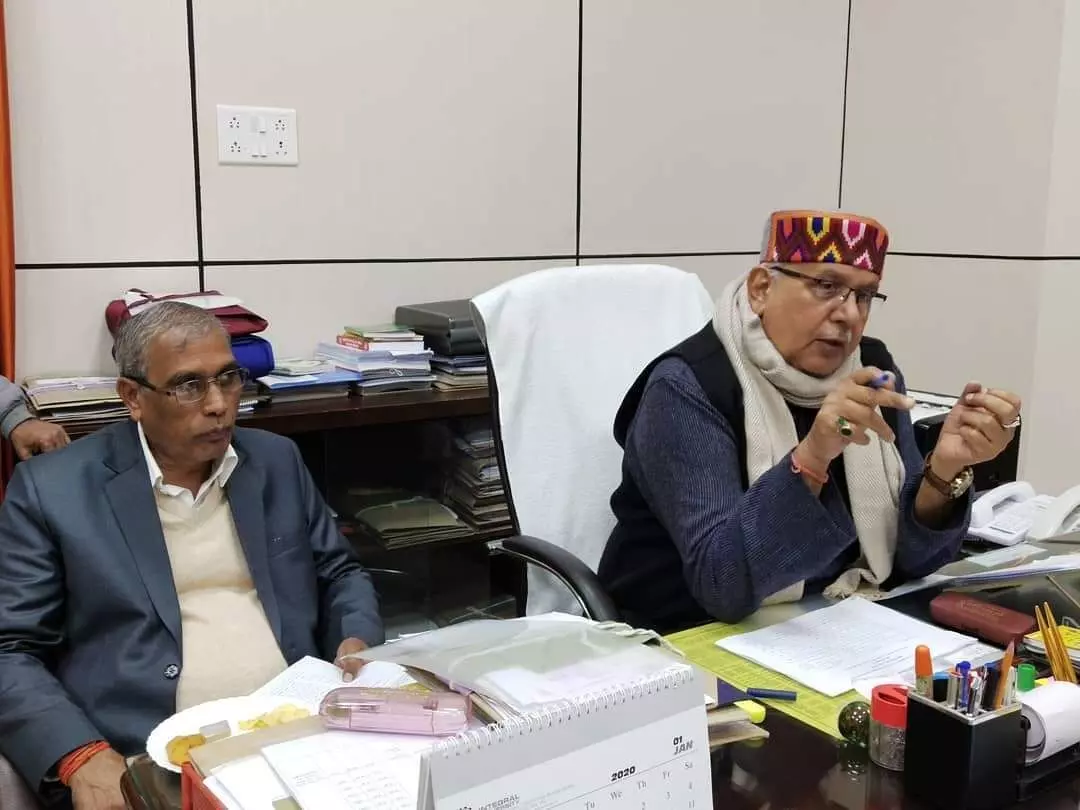 उत्तर प्रदेश के कृषि मंत्री सूर्य प्रताप शाही