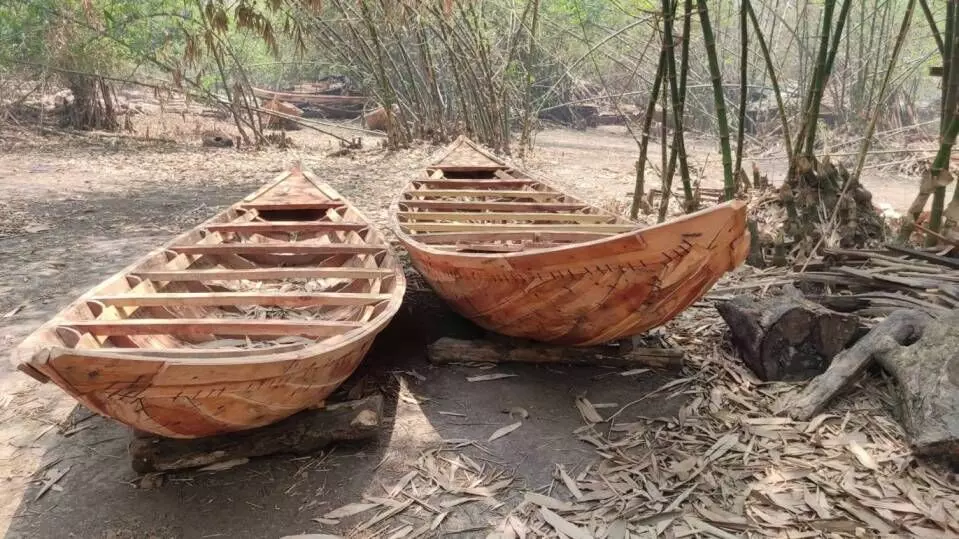 बालागढ निर्वाचन क्षेत्र में राजबंशी पैरा, जहां नावें बनाई जाती हैं।