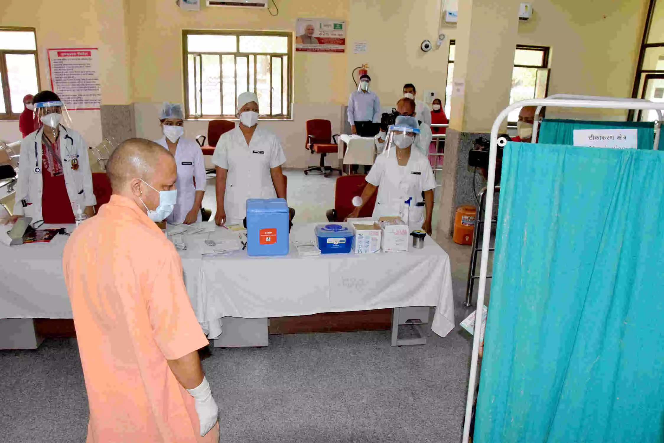 गोरखपुर दौरे पर सीएम योगी आदित्यनाथ।