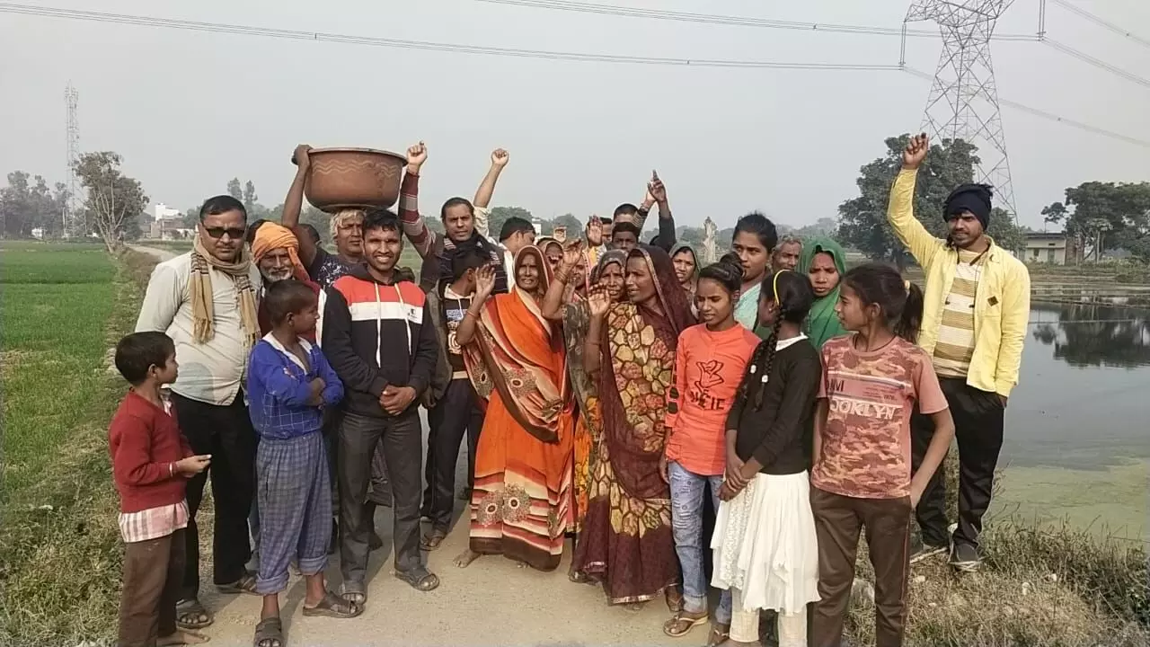 जगपट्टी गांव के लोग