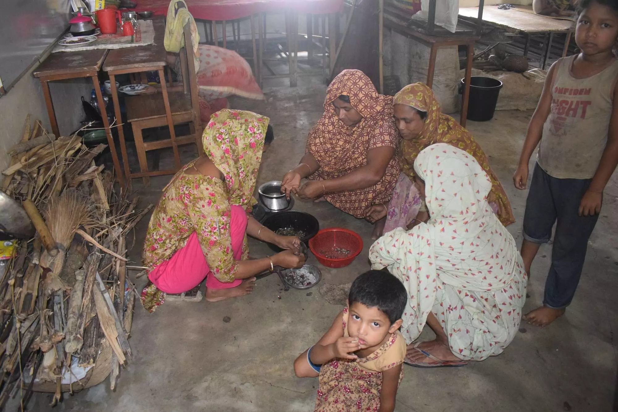 Many flood victims are still in shelters. Many flood victims are still in shelters.