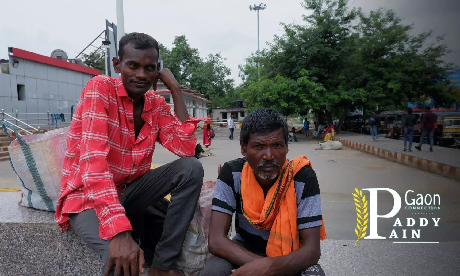 Kuldeep (left) migrating to Sasaram with his uncle to work as a construction labourer. Kuldeep (left) migrating to Sasaram with his uncle to work as a construction labourer.