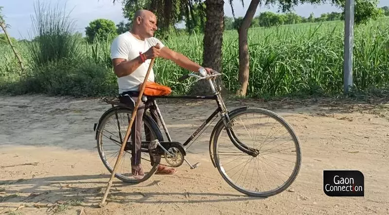 From struggling with poverty to sustain education to losing all his household savings in a medical emergency, Mishra has withstood the tests of tough circumstances and has kept his altruism alive. From struggling with poverty to sustain education to losing all his household savings in a medical emergency, Mishra has withstood the tests of tough circumstances and has kept his altruism alive.