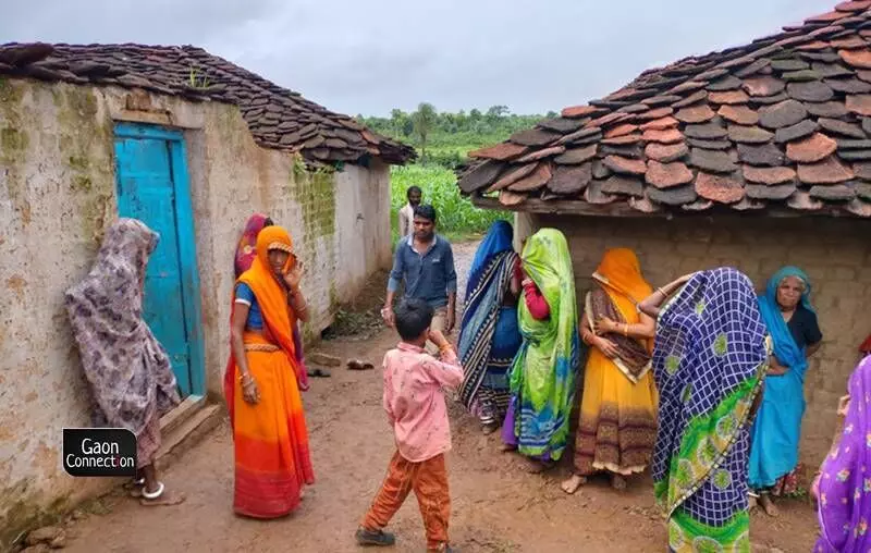 In Madhya Pradesh, till February 28 this year, out of the total 627,513 titles (individual, and community rights) filed by the tribal residents, 294,585 such titles have been disbursed. In Madhya Pradesh, till February 28 this year, out of the total 627,513 titles (individual, and community rights) filed by the tribal residents, 294,585 such titles have been disbursed.