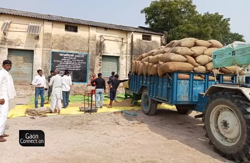According to the farmers, there were too many hassles in carting the paddy all the way to the bikri kendra [procurement centre].