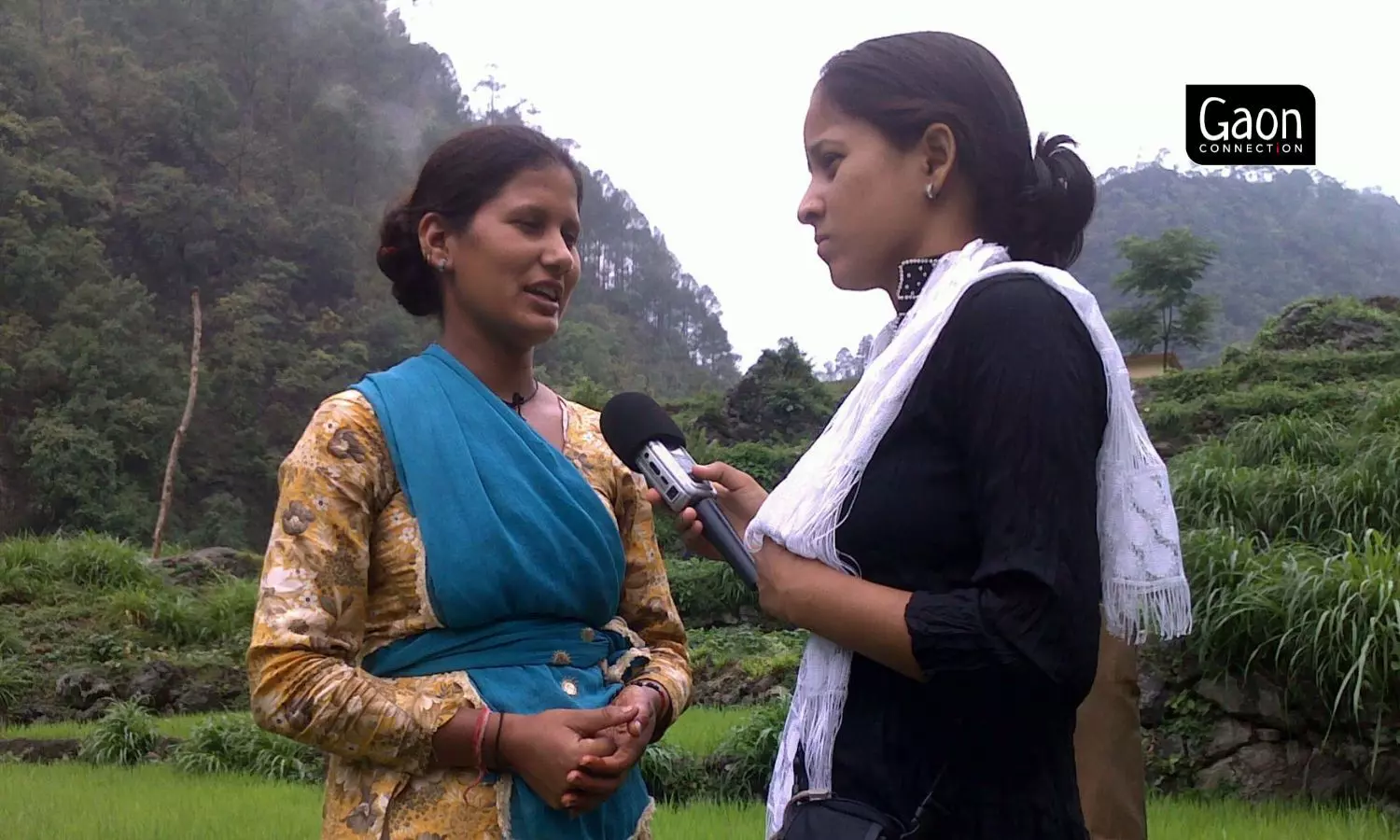 Arti Bisht records local women at the beginning of her radio journey. Bisht is a popular and accomplished reporter at Henval Vani and manages the radio station now. Arti Bisht records local women at the beginning of her radio journey. Bisht is a popular and accomplished reporter at Henval Vani and manages the radio station now.