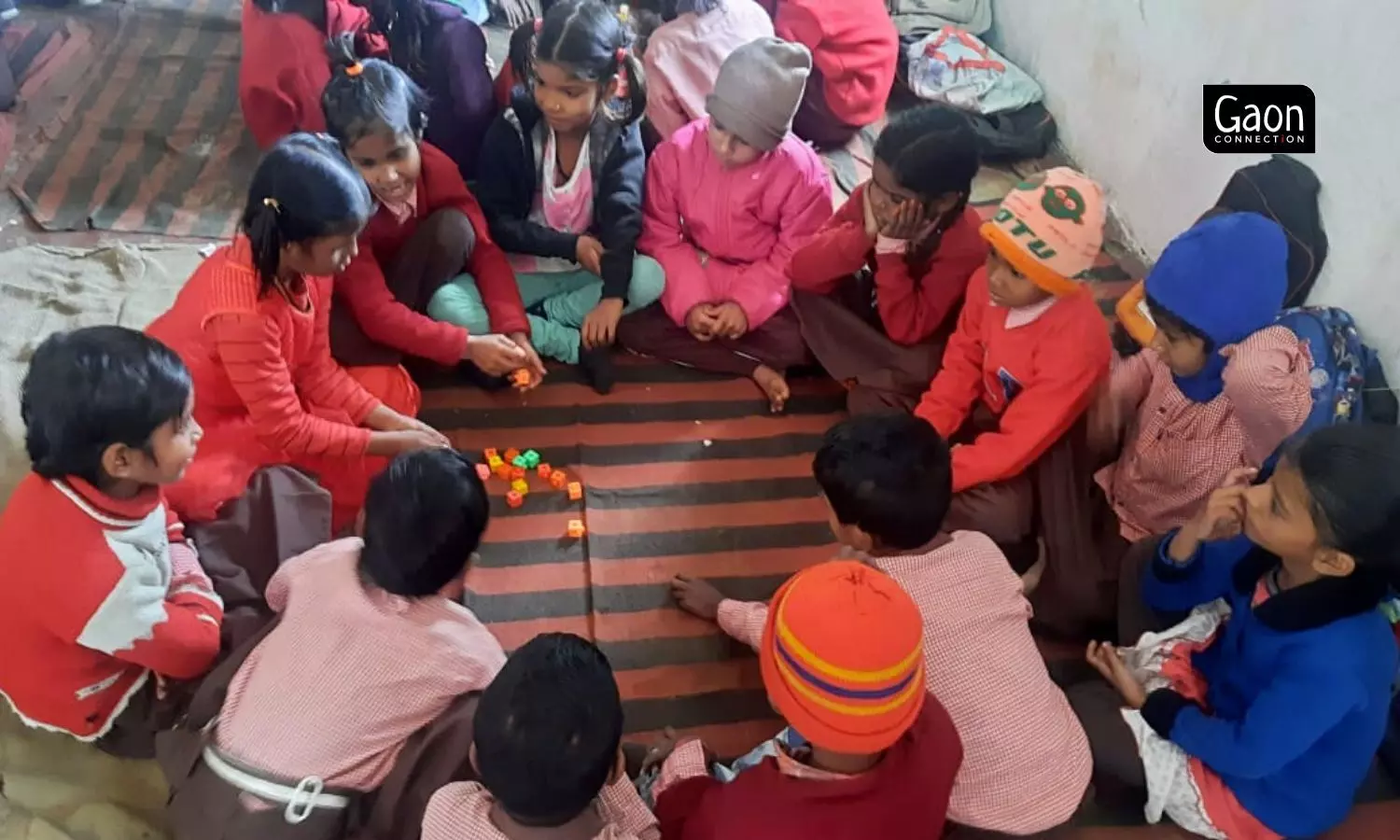 Shaziya Bano of Bhandaro primary school, Gorakhpur is equipping her students with practical understanding of letters and numericals. Shaziya Bano of Bhandaro primary school, Gorakhpur is equipping her students with practical understanding of letters and numericals.