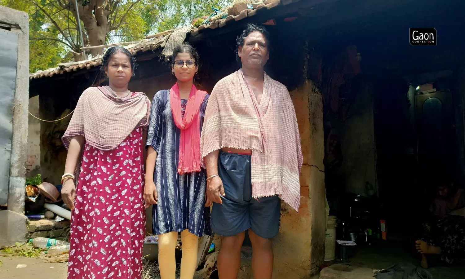 Shraboni Shit with her parents. The joint first rank holder comes from straitened circumstances. Shraboni Shit with her parents. The joint first rank holder comes from straitened circumstances.
