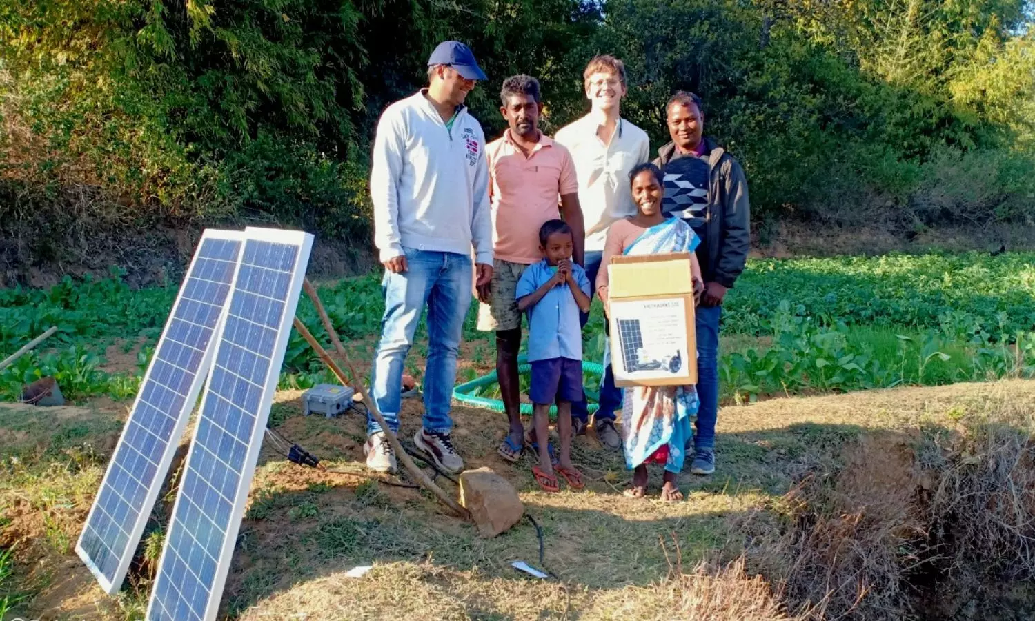 Durga Dayal Patra’s producer company works with 5000 farmers in the block and has 2095 women shareholders, out of which 33 have invested in the pumpset. Durga Dayal Patra’s producer company works with 5000 farmers in the block and has 2095 women shareholders, out of which 33 have invested in the pumpset.
