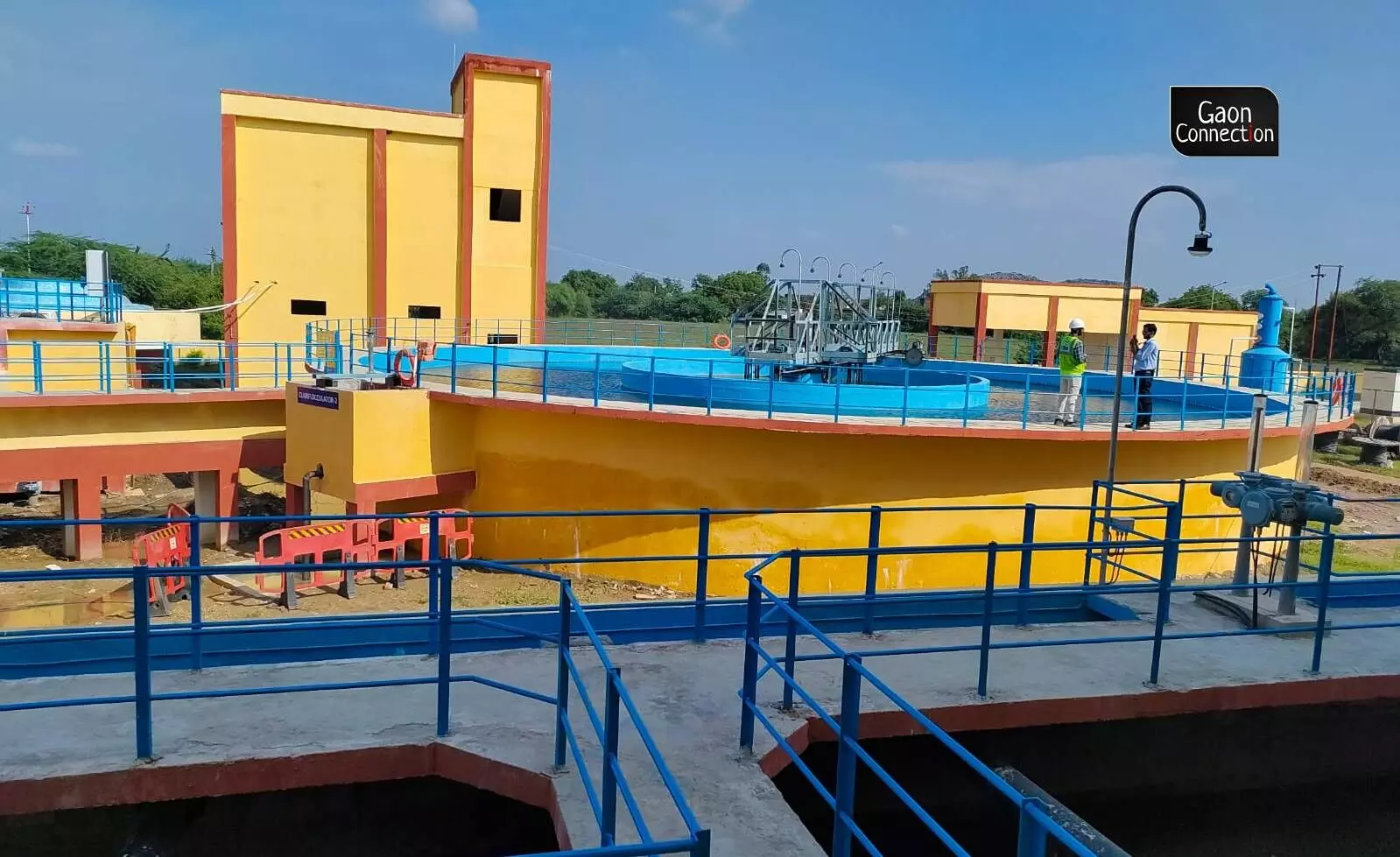 The filtration plant in Jhansis Purwa village supplies tapwater to 32 villages for two hours a day in the morning. Photo by Pratyaksh Srivastava The filtration plant in Jhansis Purwa village supplies tapwater to 32 villages for two hours a day in the morning. Photo by Pratyaksh Srivastava