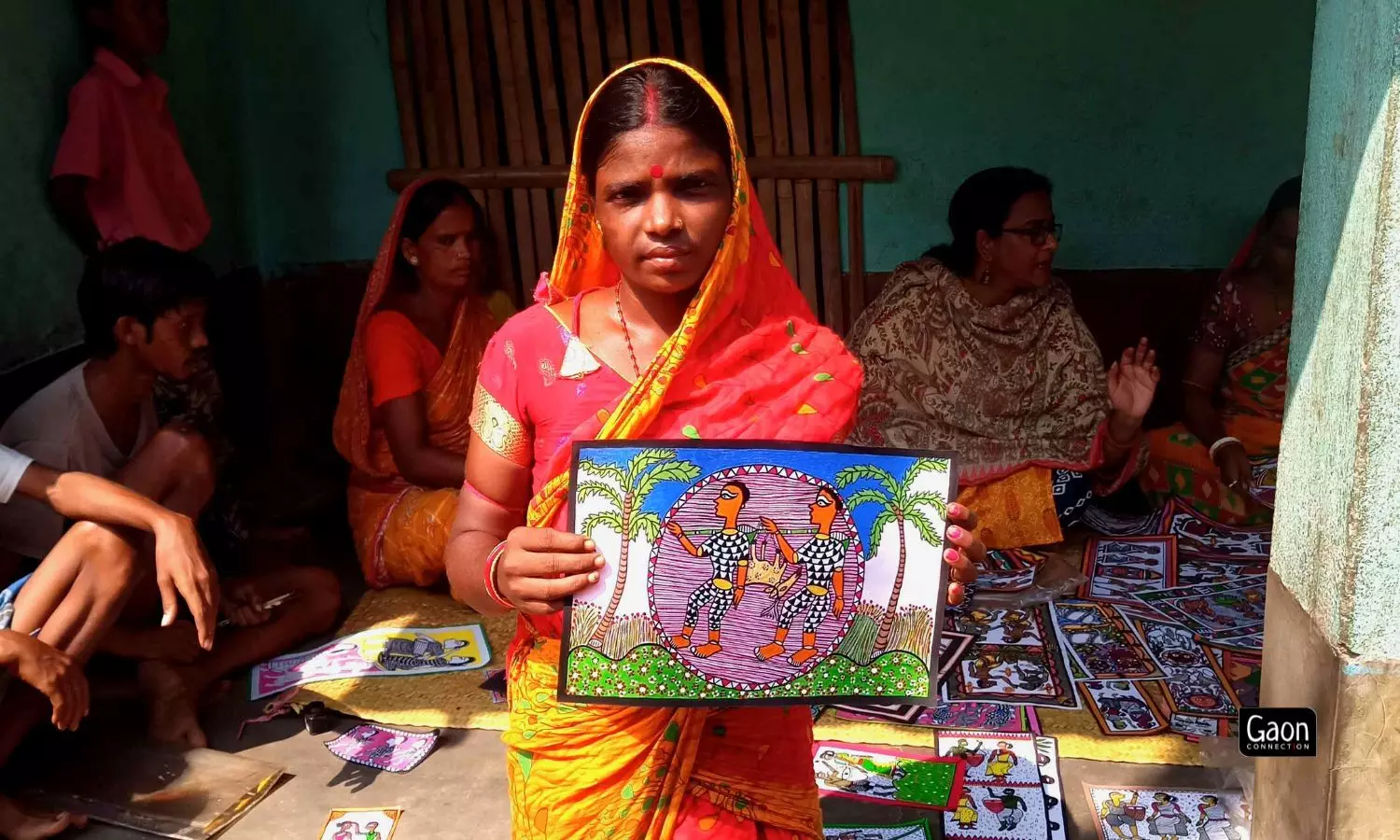 Women who did not traditionally do the painting are now doing it. Earlier, women did not draw Patachitra. Women who did not traditionally do the painting are now doing it. Earlier, women did not draw Patachitra.