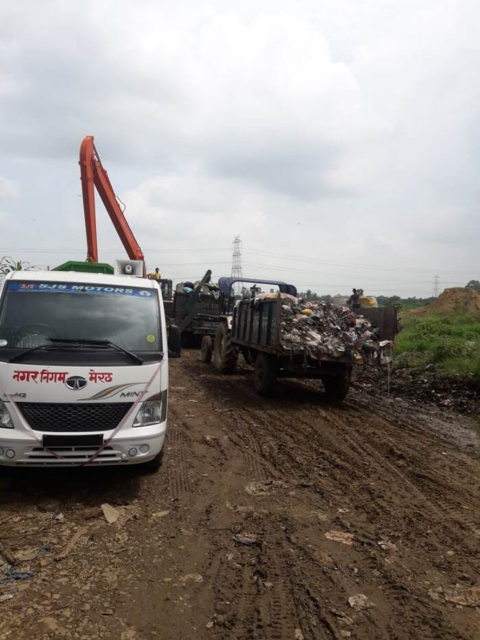 Nagar Nigam Meerut dumping city's waste about 8-km away at Ganwri village.